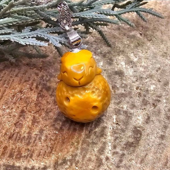 Nature Alashan Agate Cute Rabbit On Nut Pendant Necklace - Picture 9 of 10